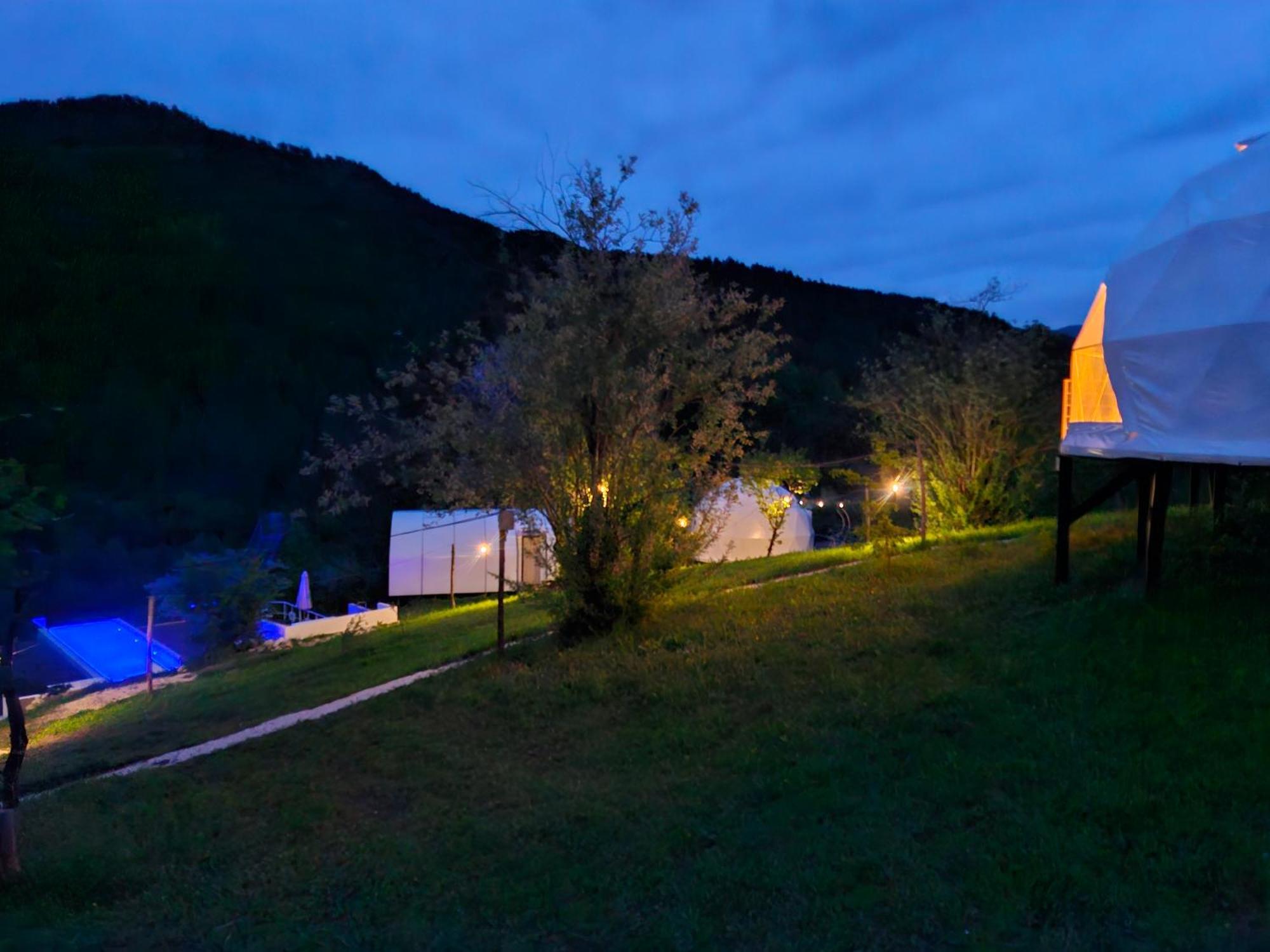Hotel Glamping Georgia Krikhi Ambrolauri Exteriér fotografie